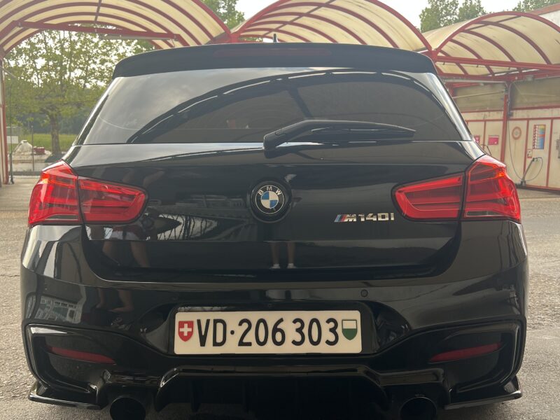 BMW M140i